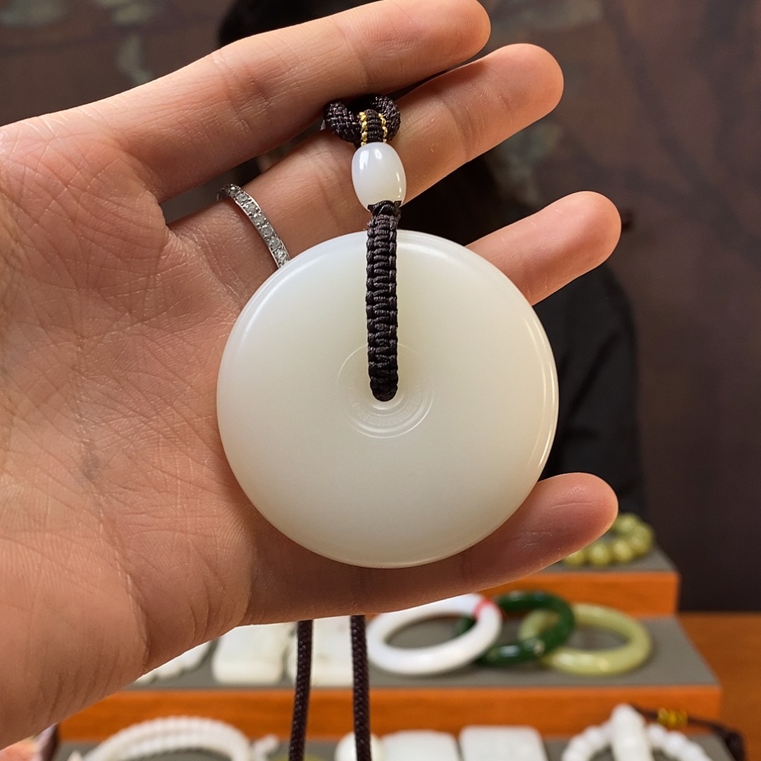 和田玉挂件未镶嵌王*涛