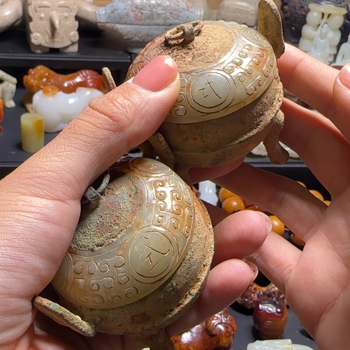 和田玉未镶嵌挂件光**裔