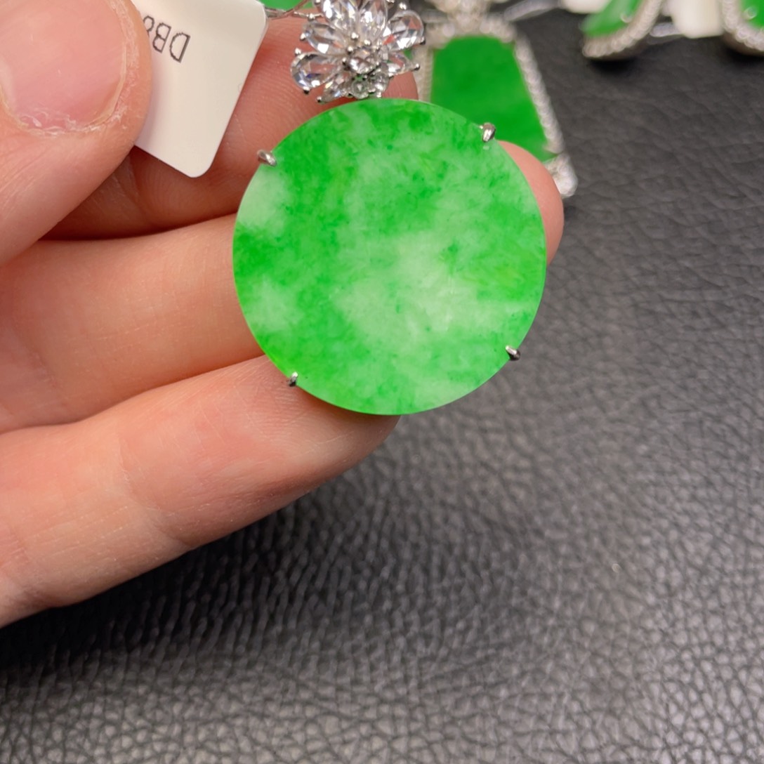 翡翠吊坠(不含链)银S925镶嵌吊坠