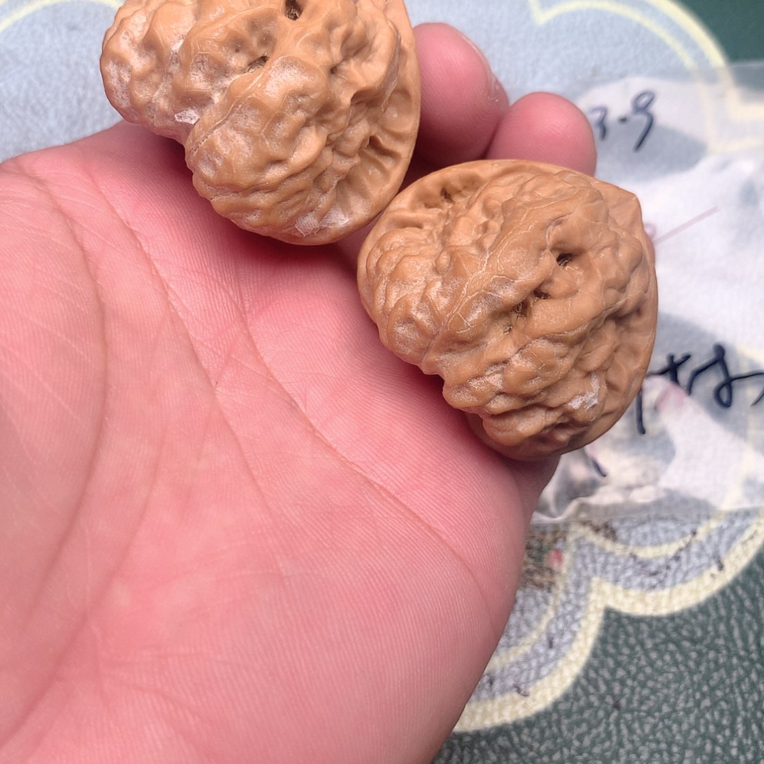 郑****吊坠文玩核桃蛤蟆头