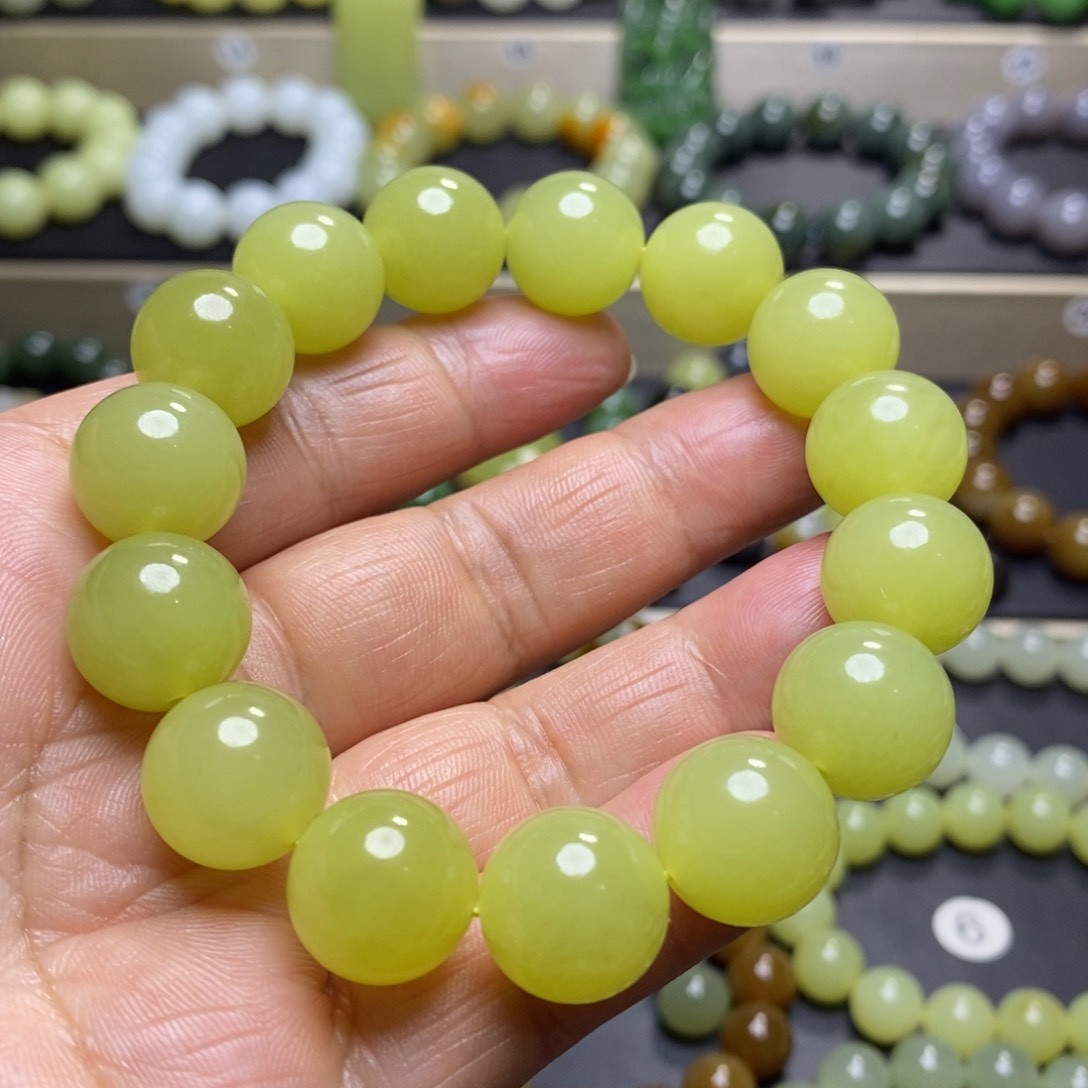 和田玉手串未镶嵌