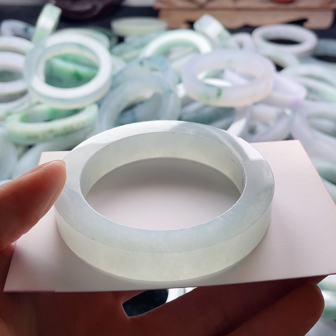 至***平定制翡翠未镶嵌A货