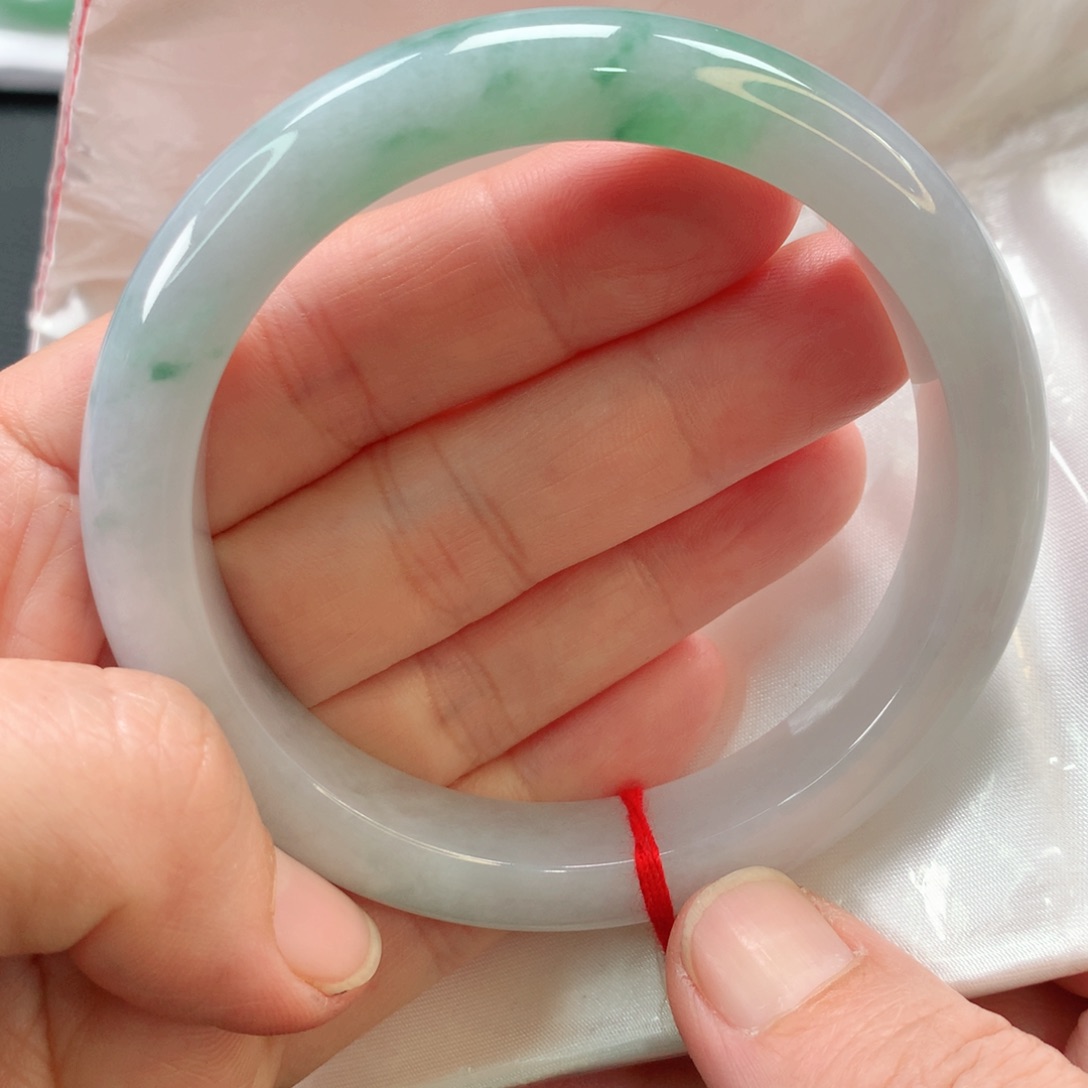 翡翠手镯未镶嵌60正