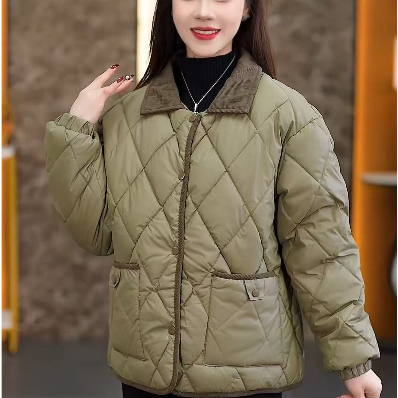 2025新款女士秋冬超轻PU免洗保暖棉服