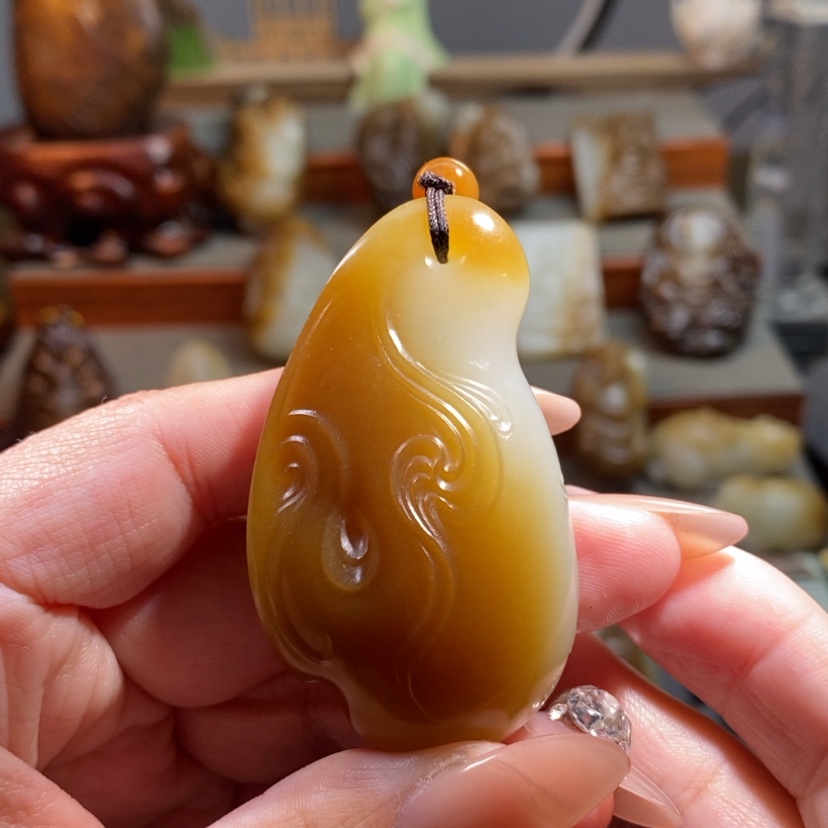 【闪购商品】和田玉（糖玉）吊坠未镶嵌北****机