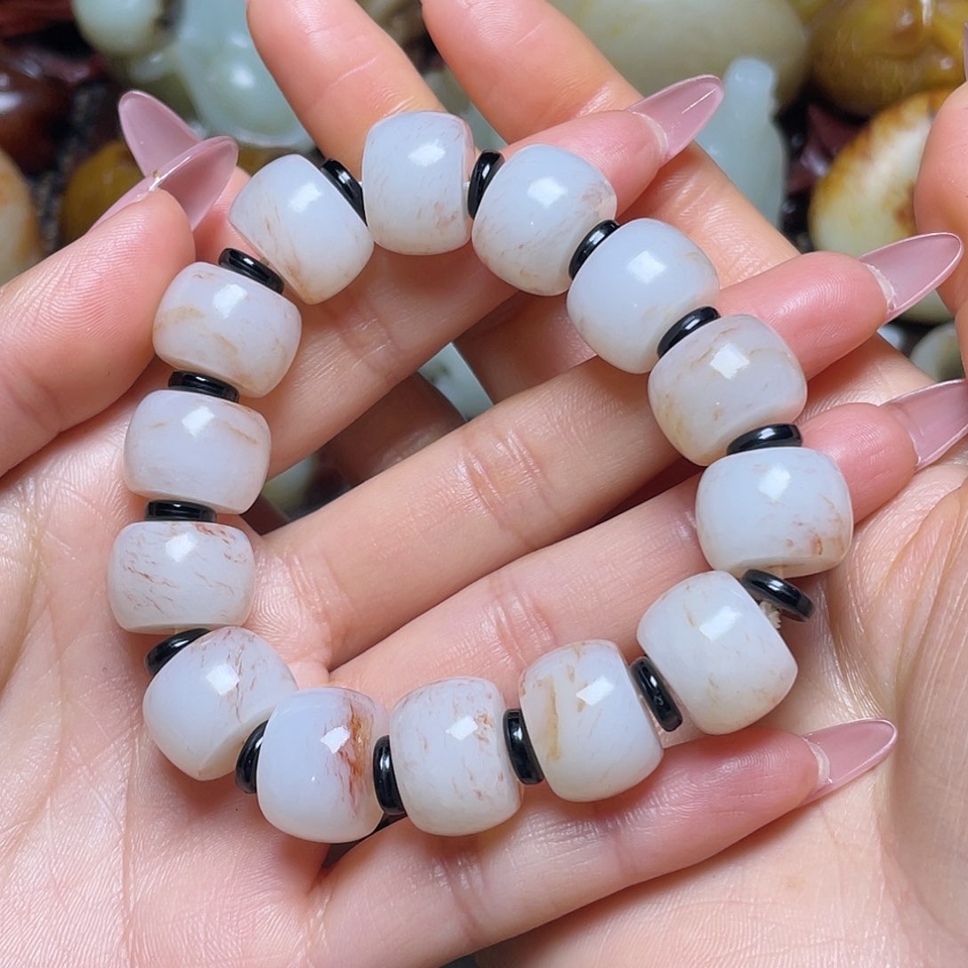 【闪购商品】未镶嵌和田玉挂件石***狂