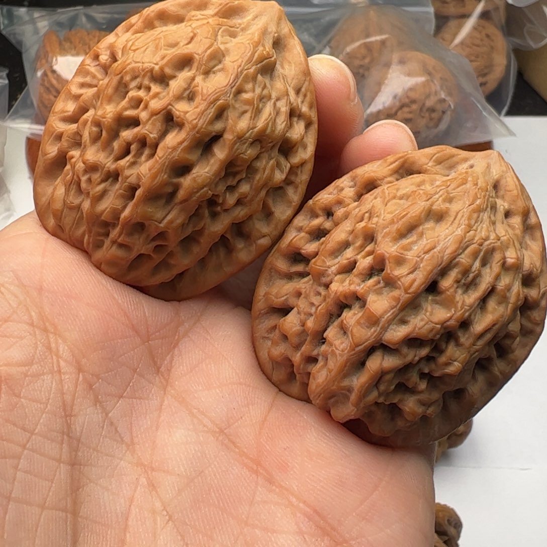 文玩核桃吊坠金公子38