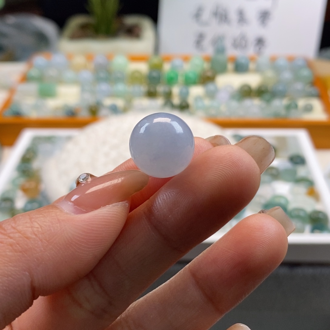 翡翠散珠糖*?天然翡翠13.6