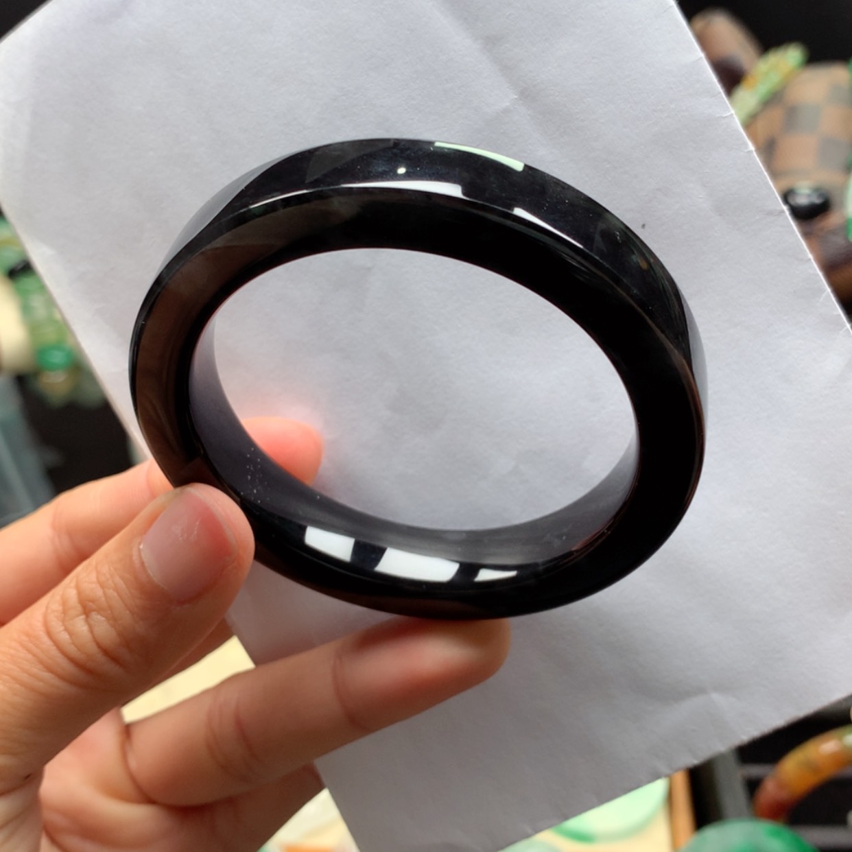 【闪购商品】未镶嵌手镯石英质玉