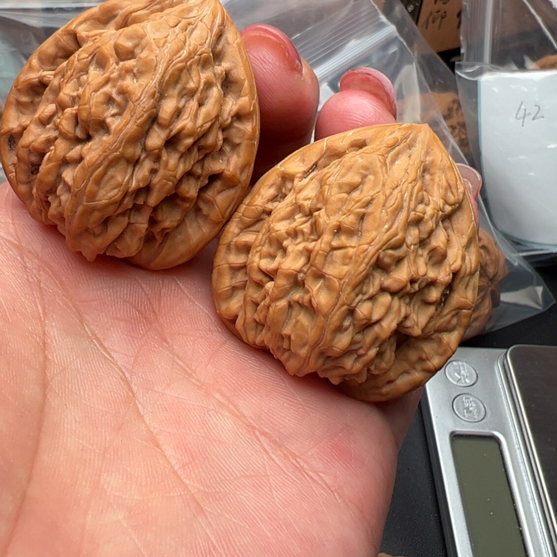 文玩核桃把件虎头王38