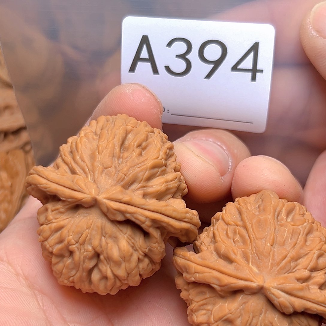 文玩核桃吊坠偏*。42➕白狮子