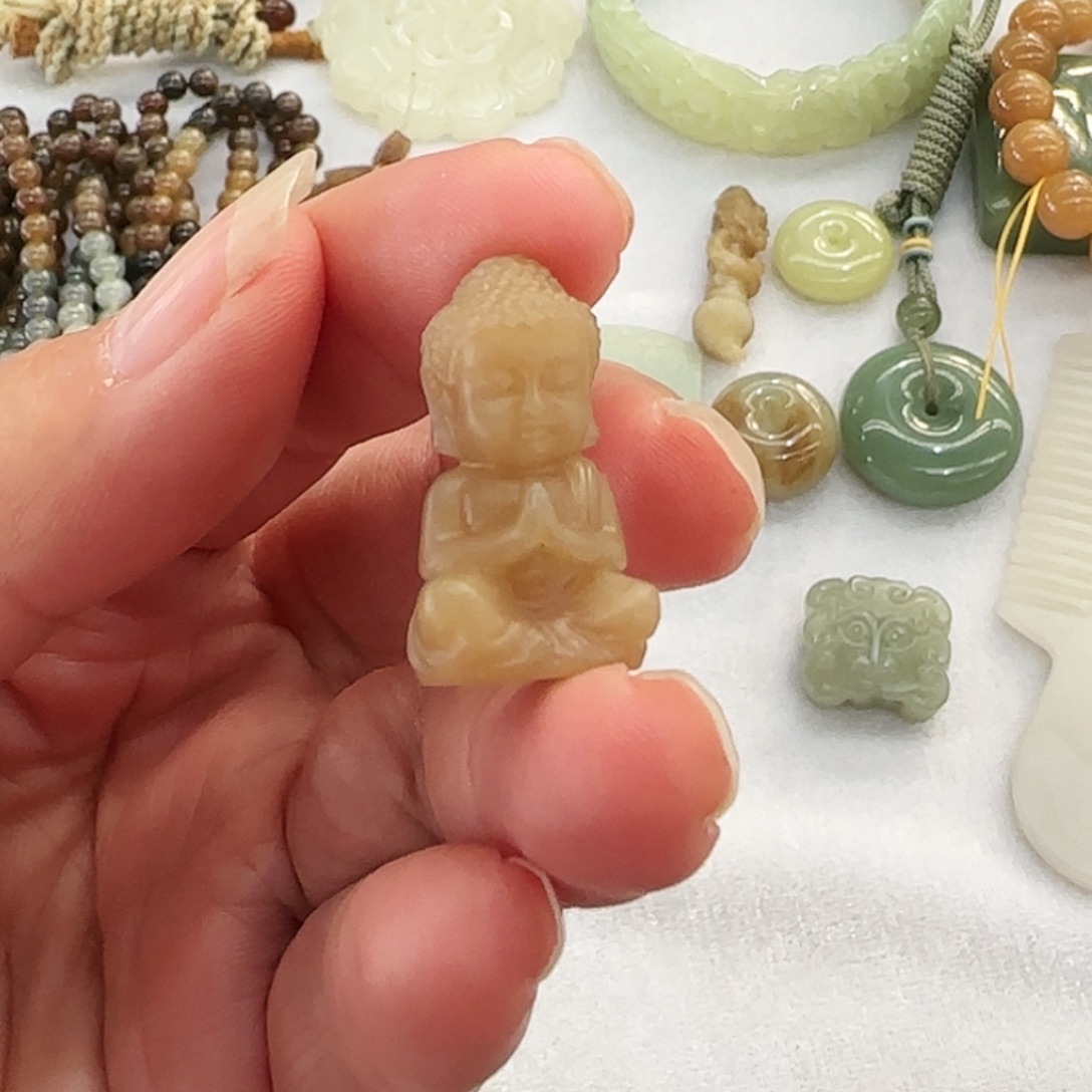 和田玉未镶嵌吊坠(不含链)