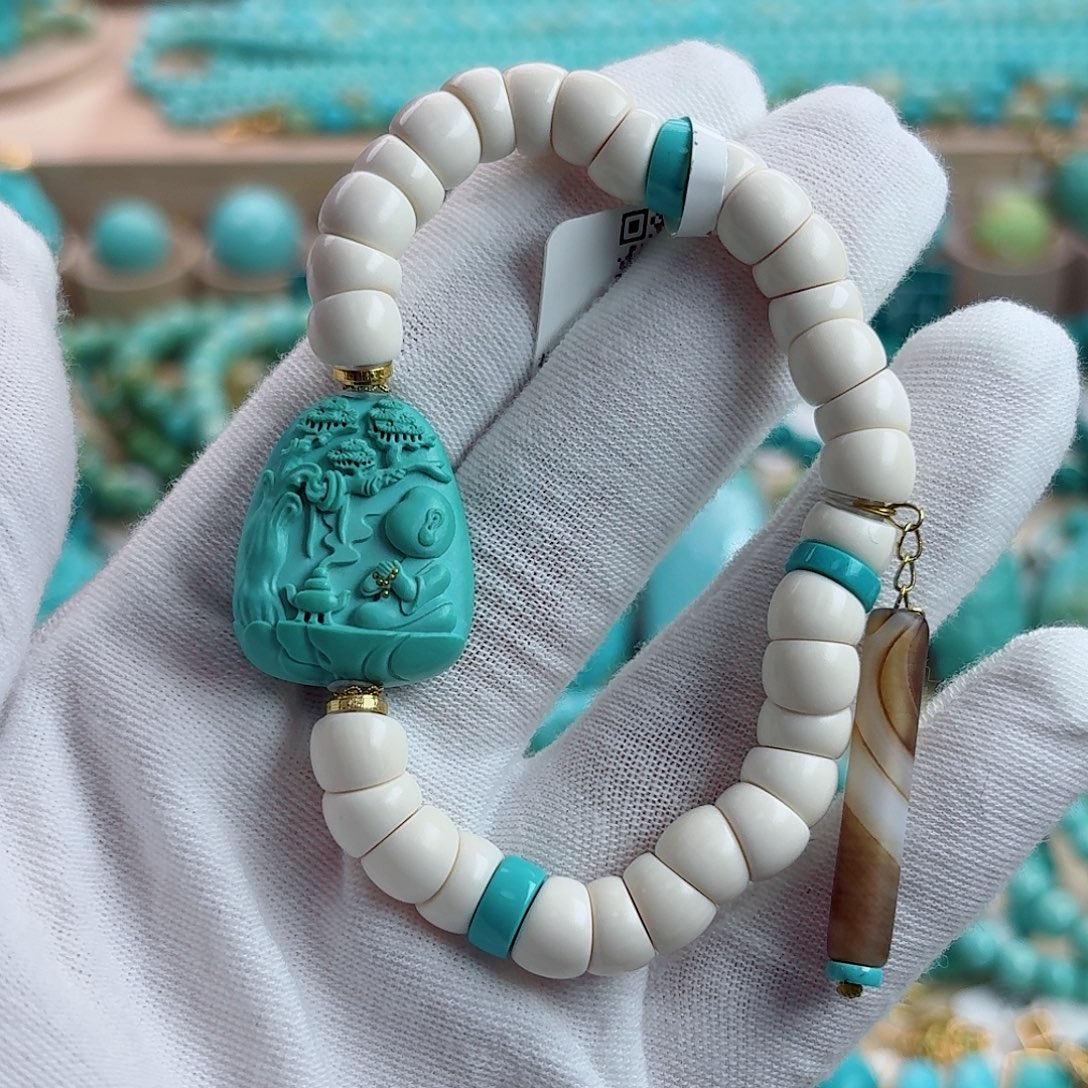 绿松石未镶嵌珠宝奇石