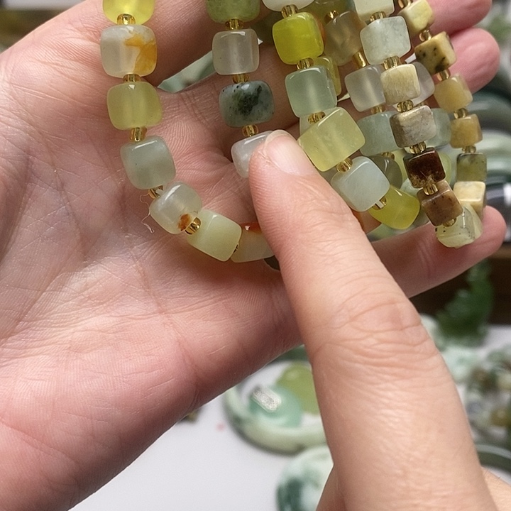 蛇纹石玉手链未镶嵌