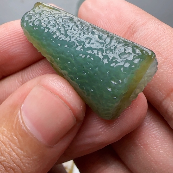 定制翡翠未镶嵌不包工’