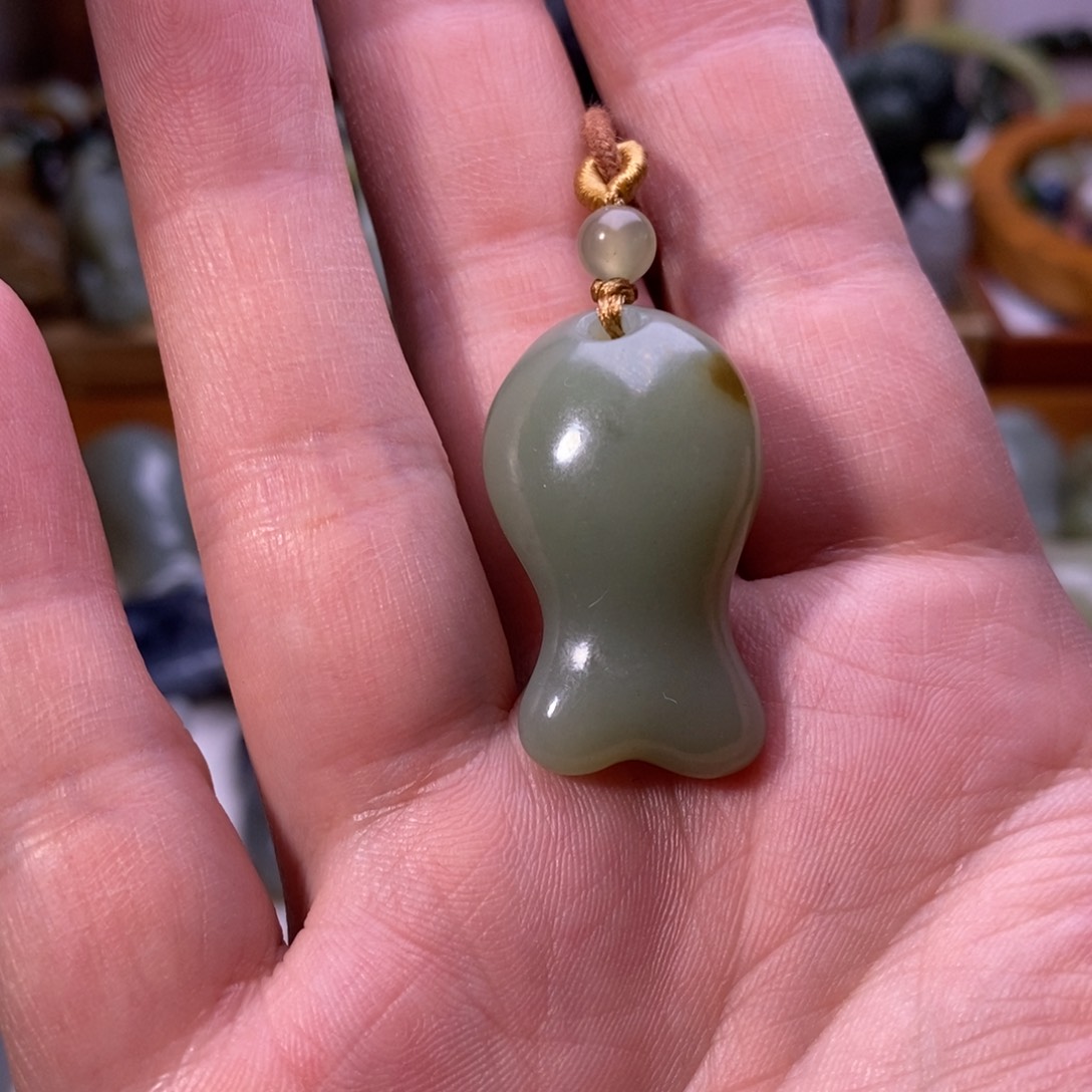 颈饰未镶嵌和田玉