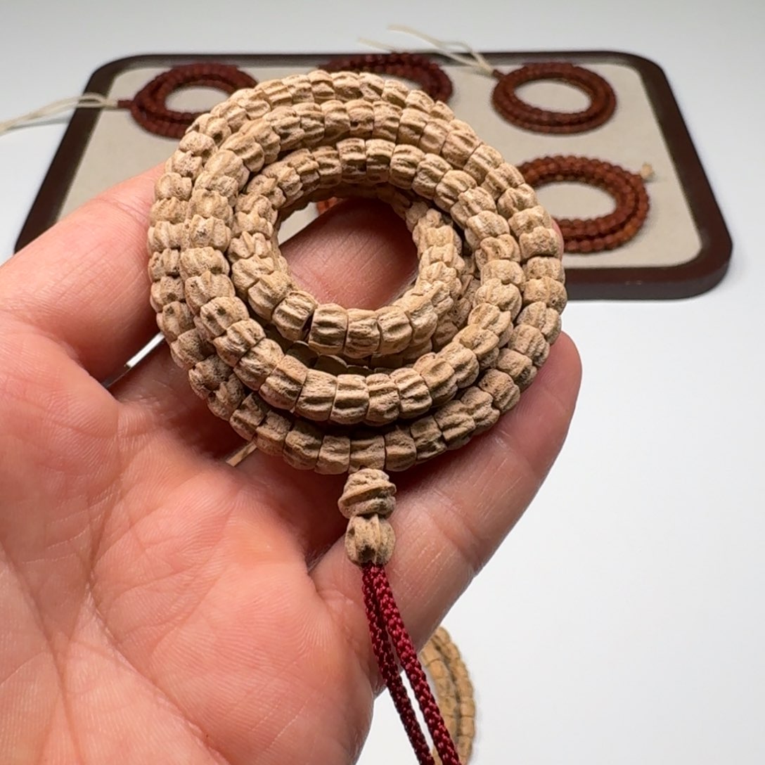柏香籽/百香籽手串Y7mm