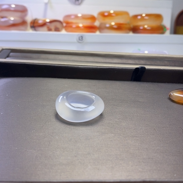 玛瑙/玉髓戒指未镶嵌