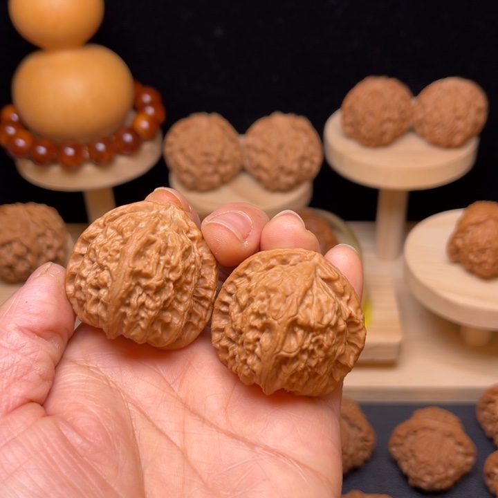 吊坠文玩核桃37白狮子