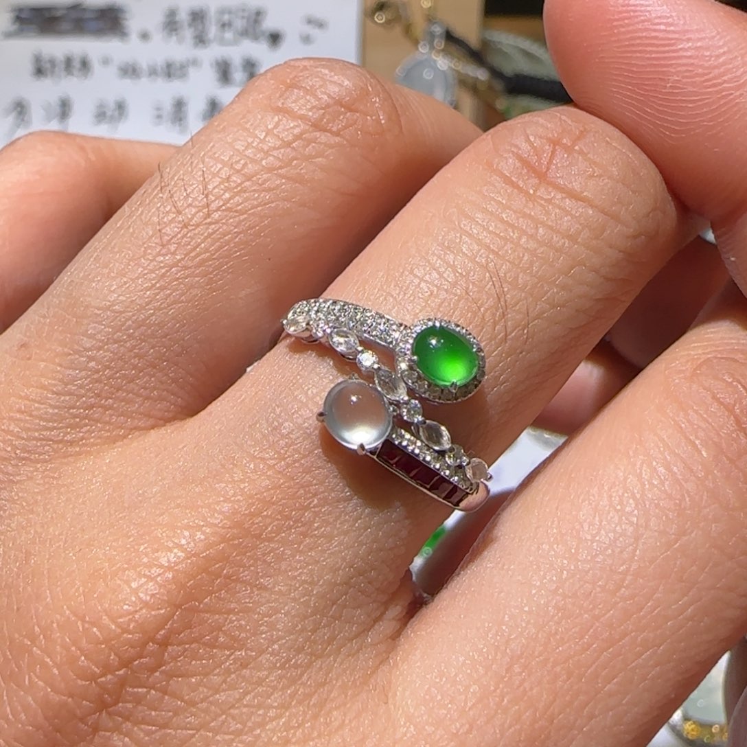 【闪购商品】翡翠戒指18K金镶嵌天然