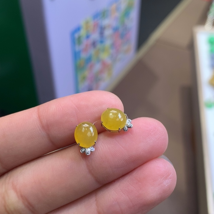 翡翠18K金镶嵌颈饰翡翠