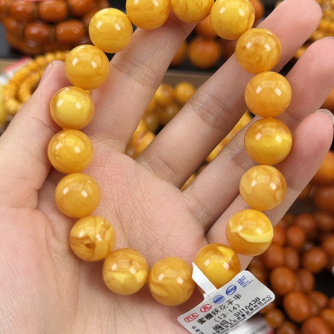 琥珀颈饰未镶嵌蜜蜡