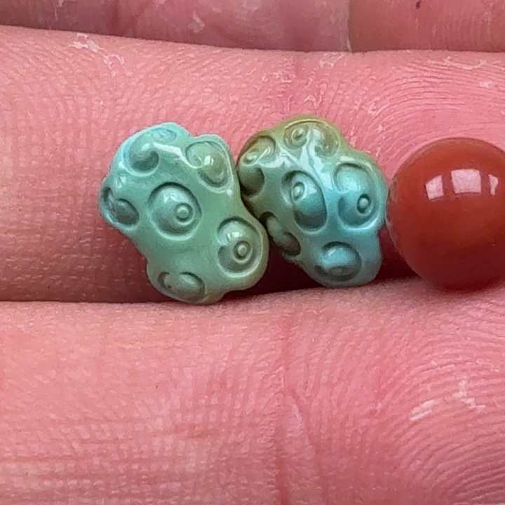 南红玛瑙未镶嵌珠宝半成品