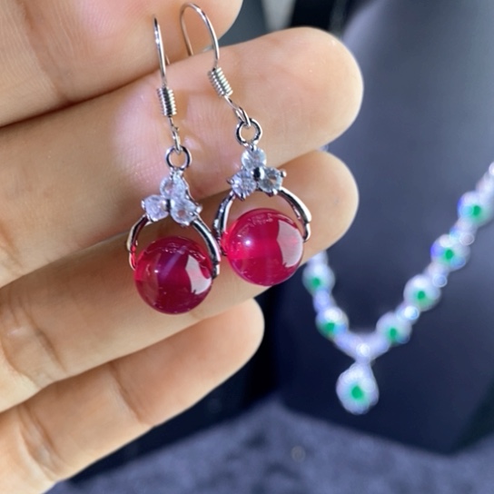 银S925镶嵌红宝石戒指