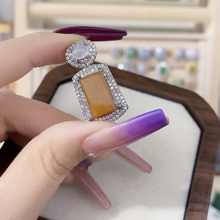 颈饰未镶嵌翡翠天然翡翠Ａ货