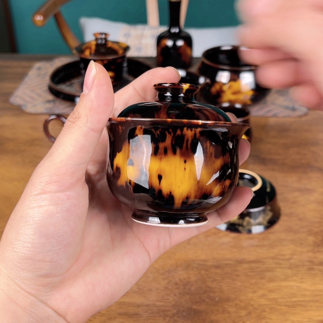 碗玳瑁釉两才布袋盖碗