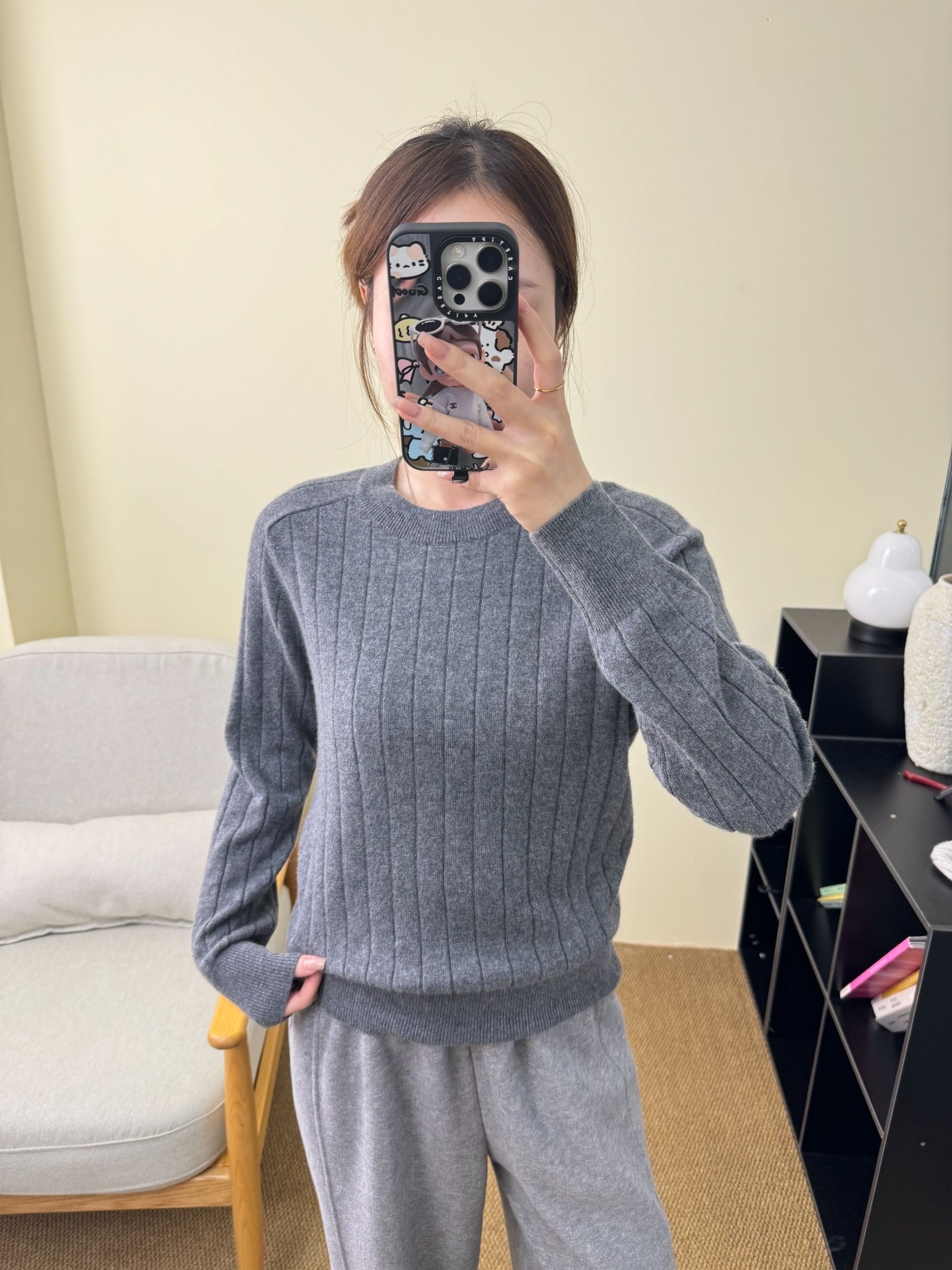 12针型 阿尔巴斯原料 100%纯山羊绒坑条马鞍肩H版插肩袖针织套衫