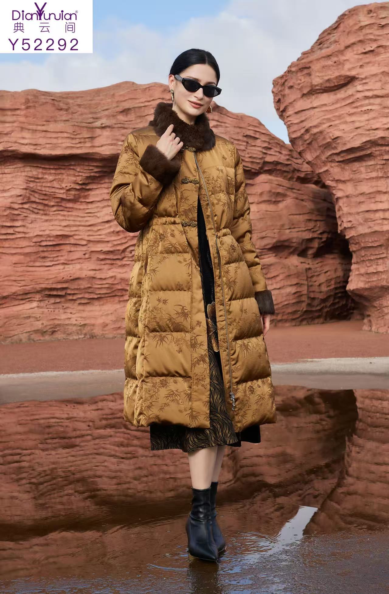 2025高端羽绒服52292