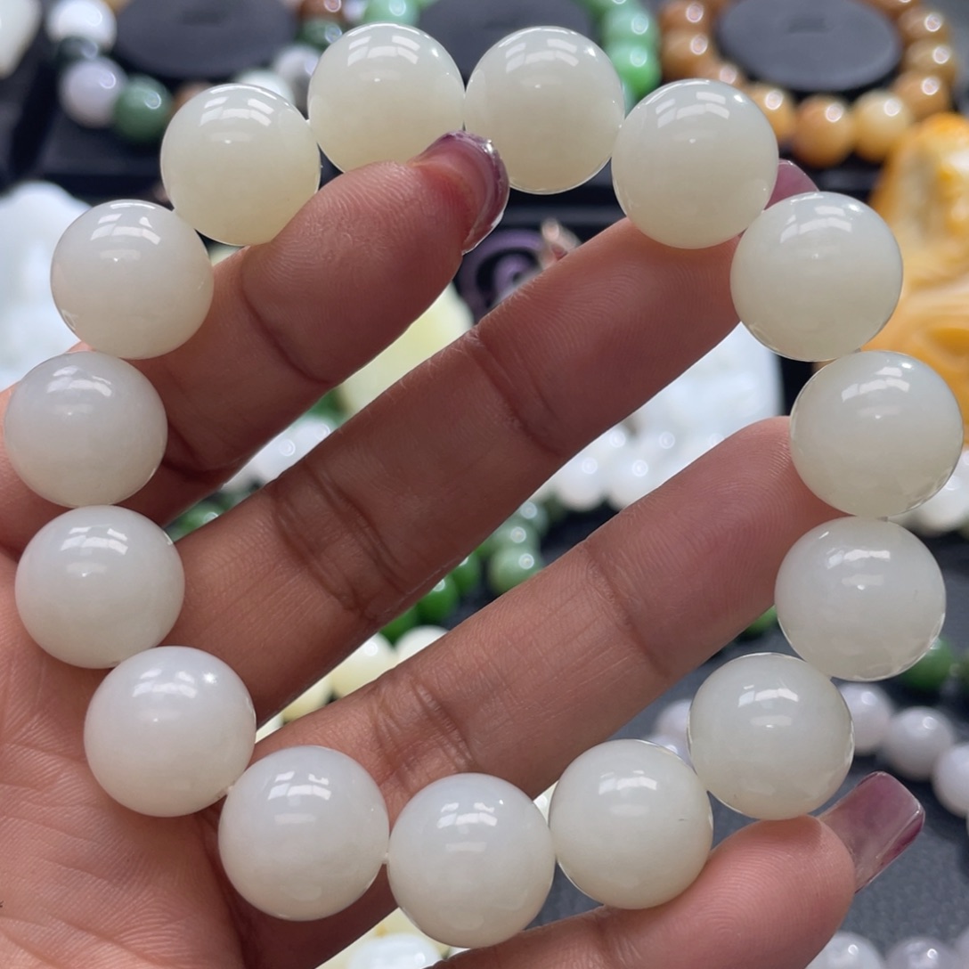 和田玉手串未镶嵌