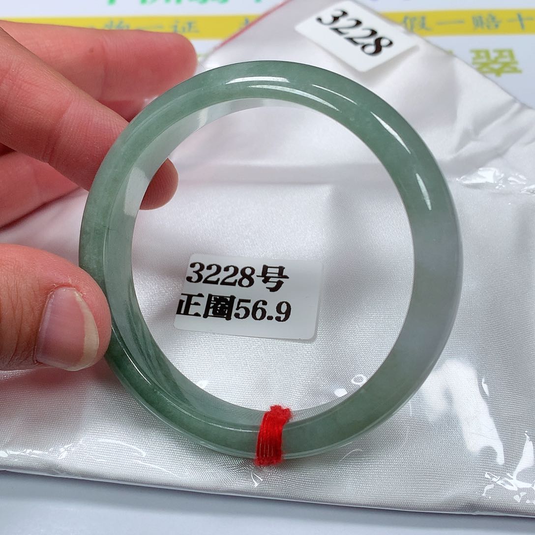 【闪购商品】翡翠手镯未镶嵌3228号