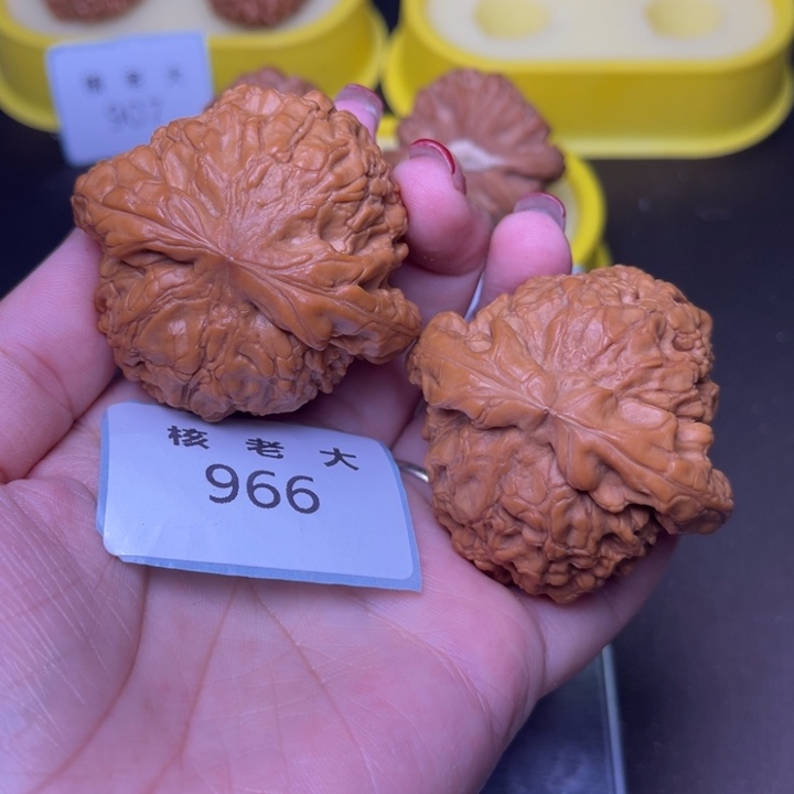 孙****把件文玩核桃龙鼎50.966 61克