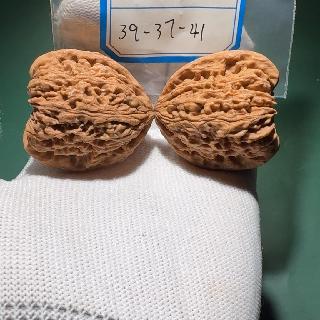 吊坠文玩核桃70号南疆