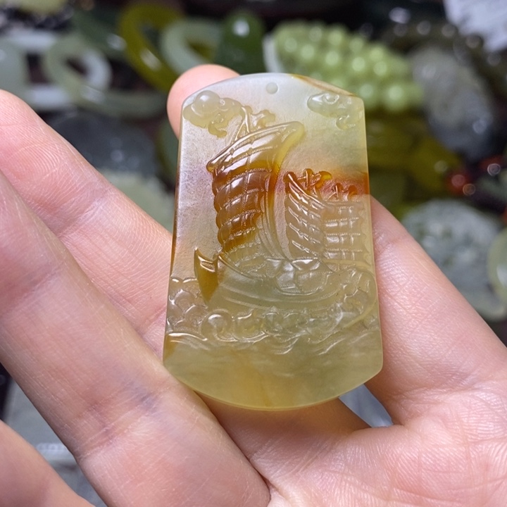 岫玉岫玉颈饰未镶嵌