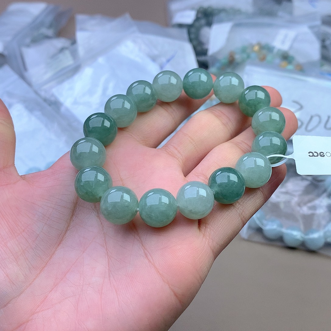 未镶嵌手串定制翡翠手串