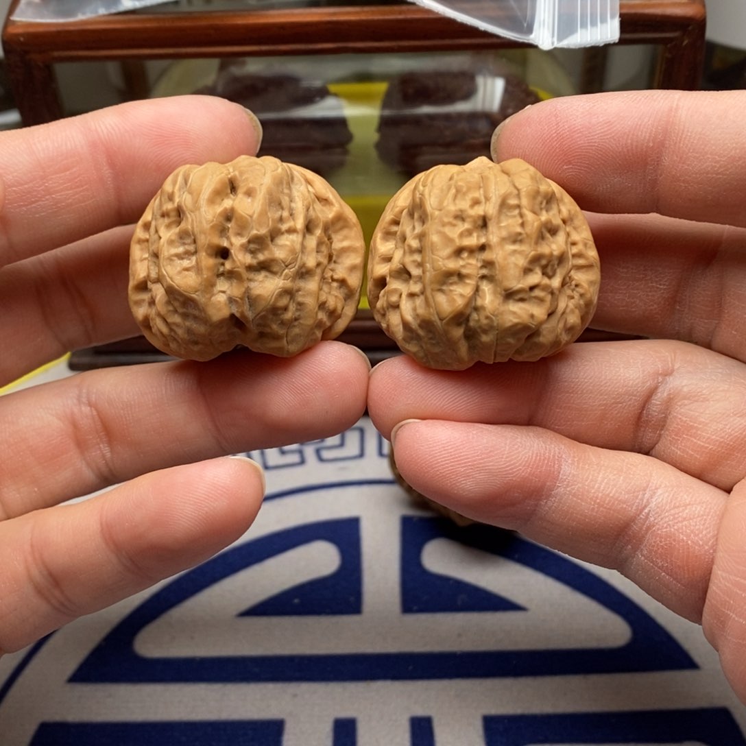 核桃把件三五蛤蟆头