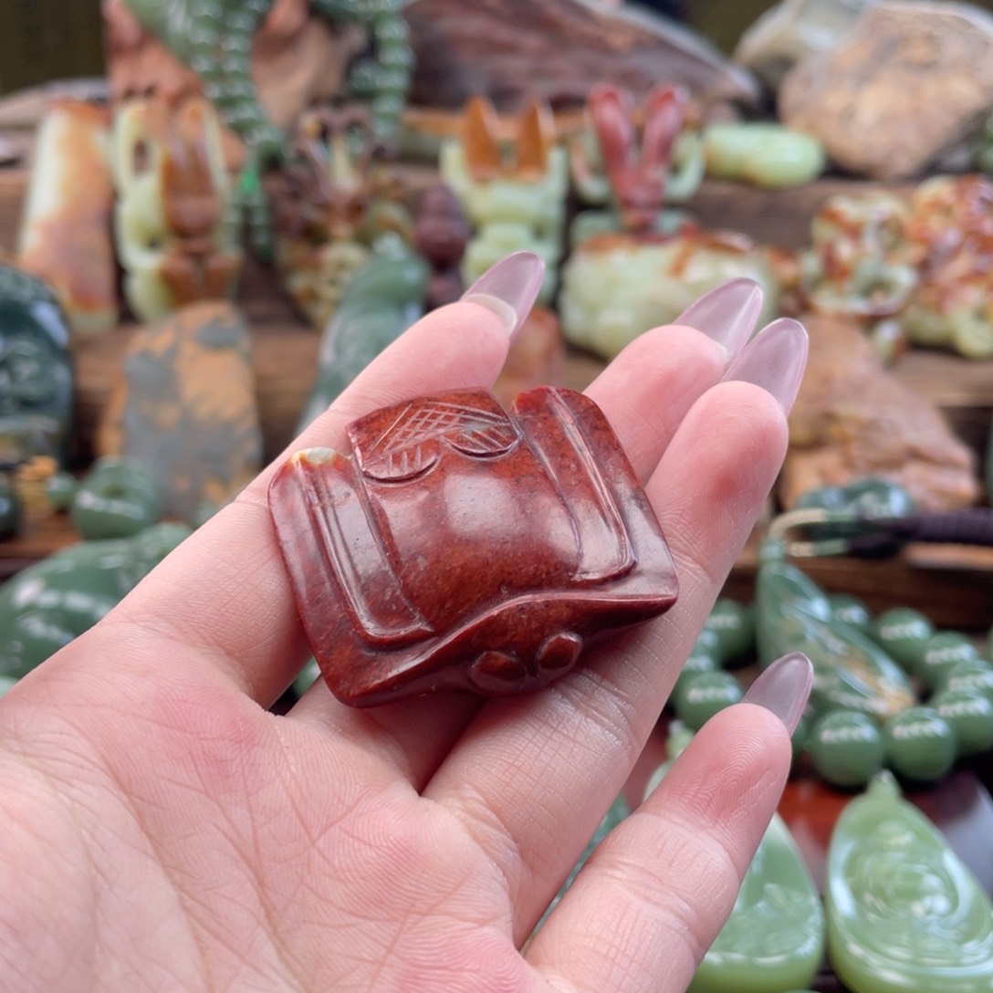 岫岩河磨玉（透闪石质玉）颈饰未镶嵌7****3