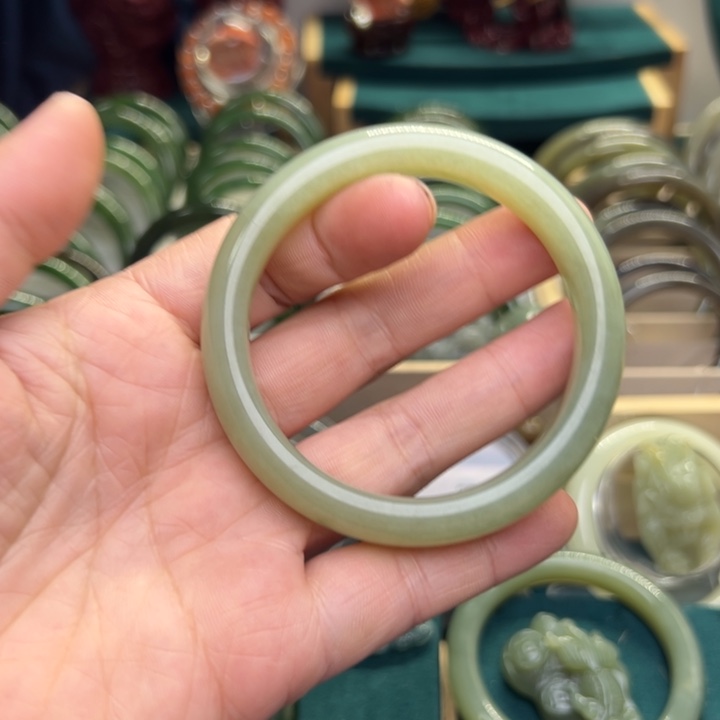 和田玉手镯未镶嵌55.4圈围80680