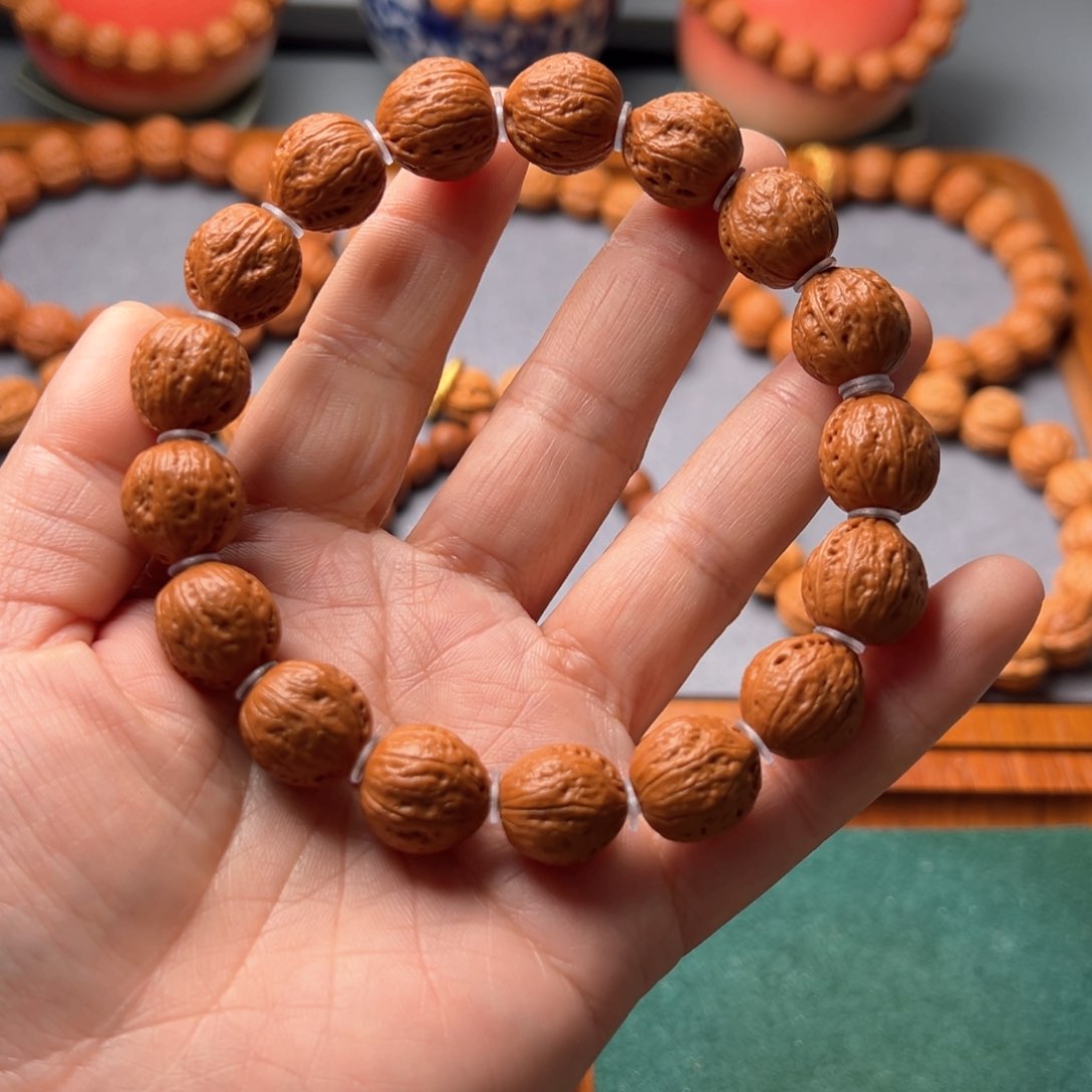 文玩核桃吊坠野生小核桃