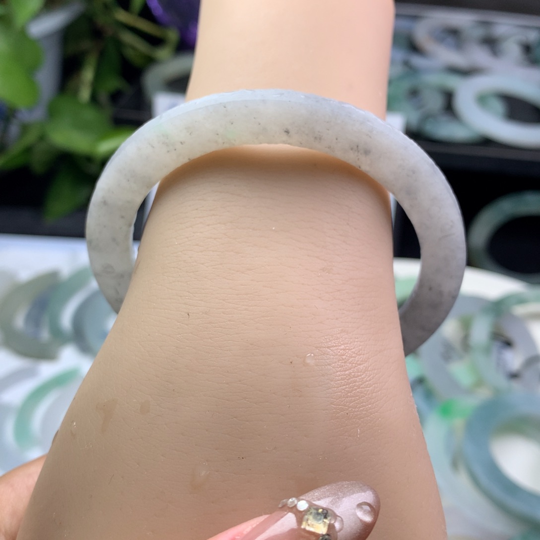 定制翡翠叮当镯未镶嵌60/64 