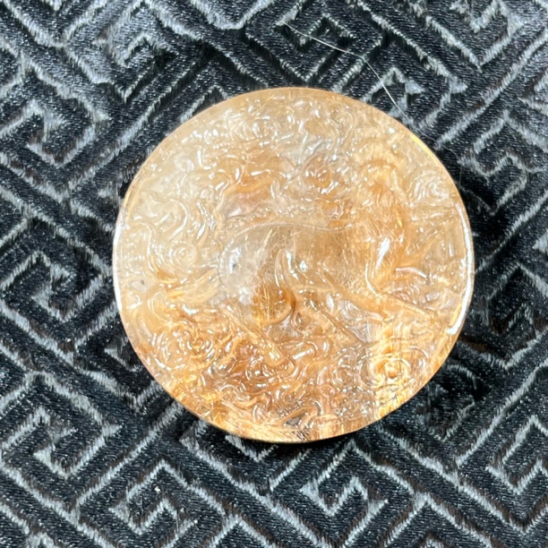 天然水晶纯手工雕刻金发晶麒麟吊坠精美项链