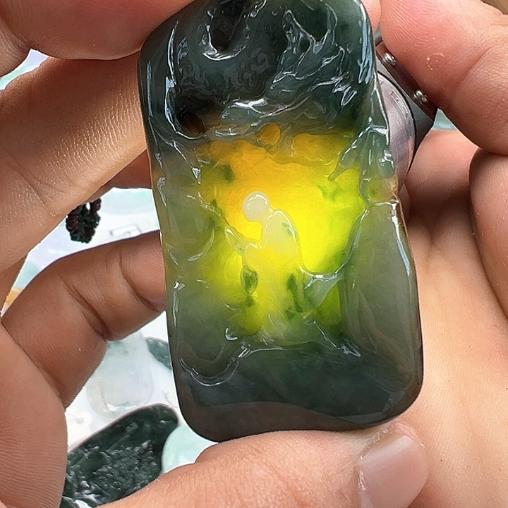 颈饰未镶嵌翡翠缅甸翡翠吊坠
