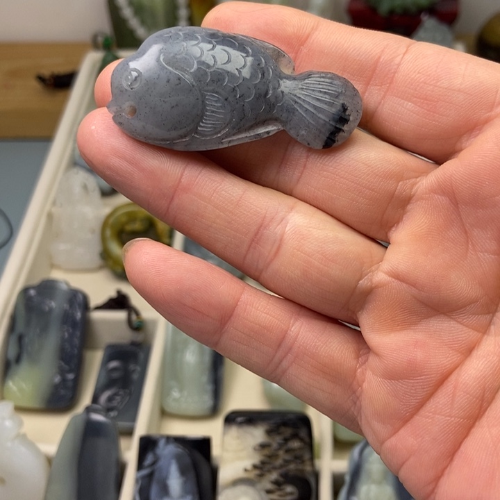 颈饰未镶嵌和田玉9
