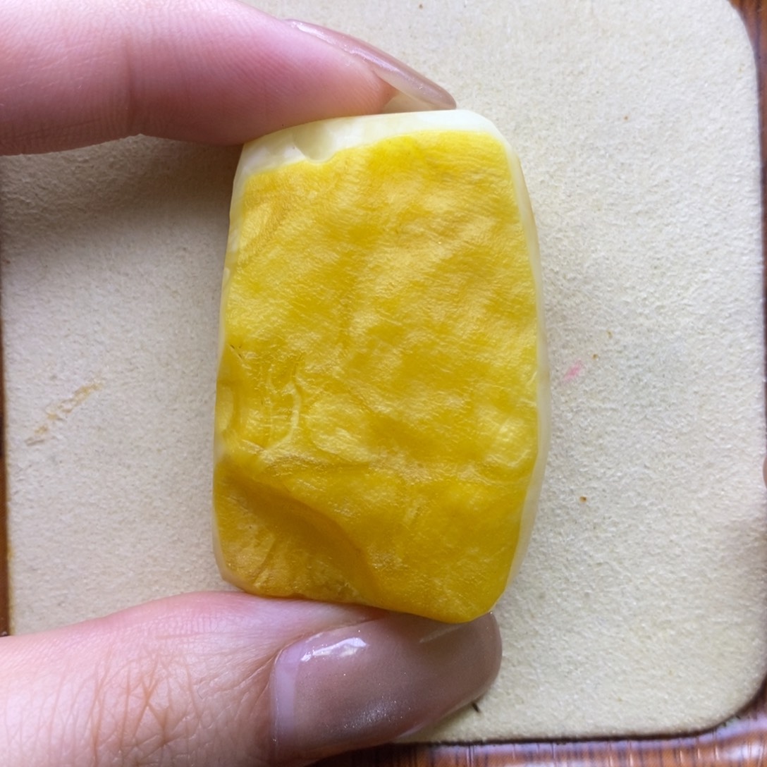未镶嵌定制蜜蜡不****鱼陈