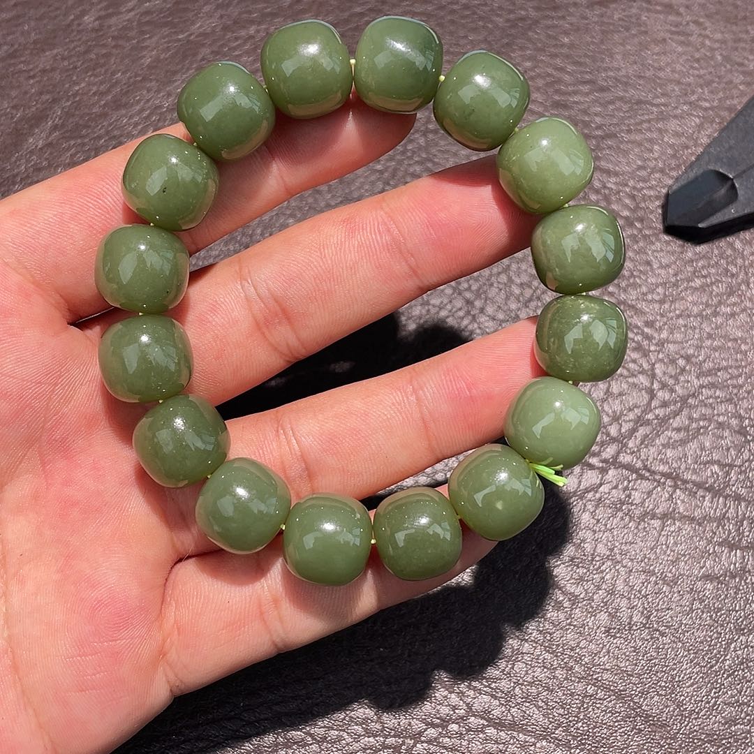 和田玉（糖玉）未镶嵌戒指