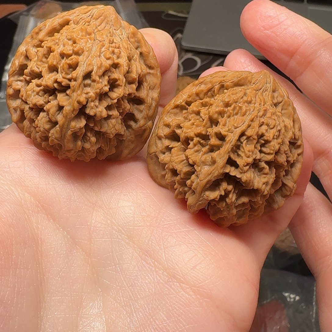 杰***吊坠文玩核桃满天星