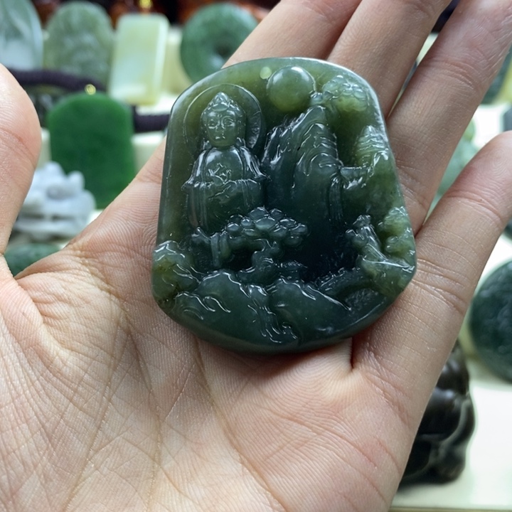 和田玉未镶嵌颈饰